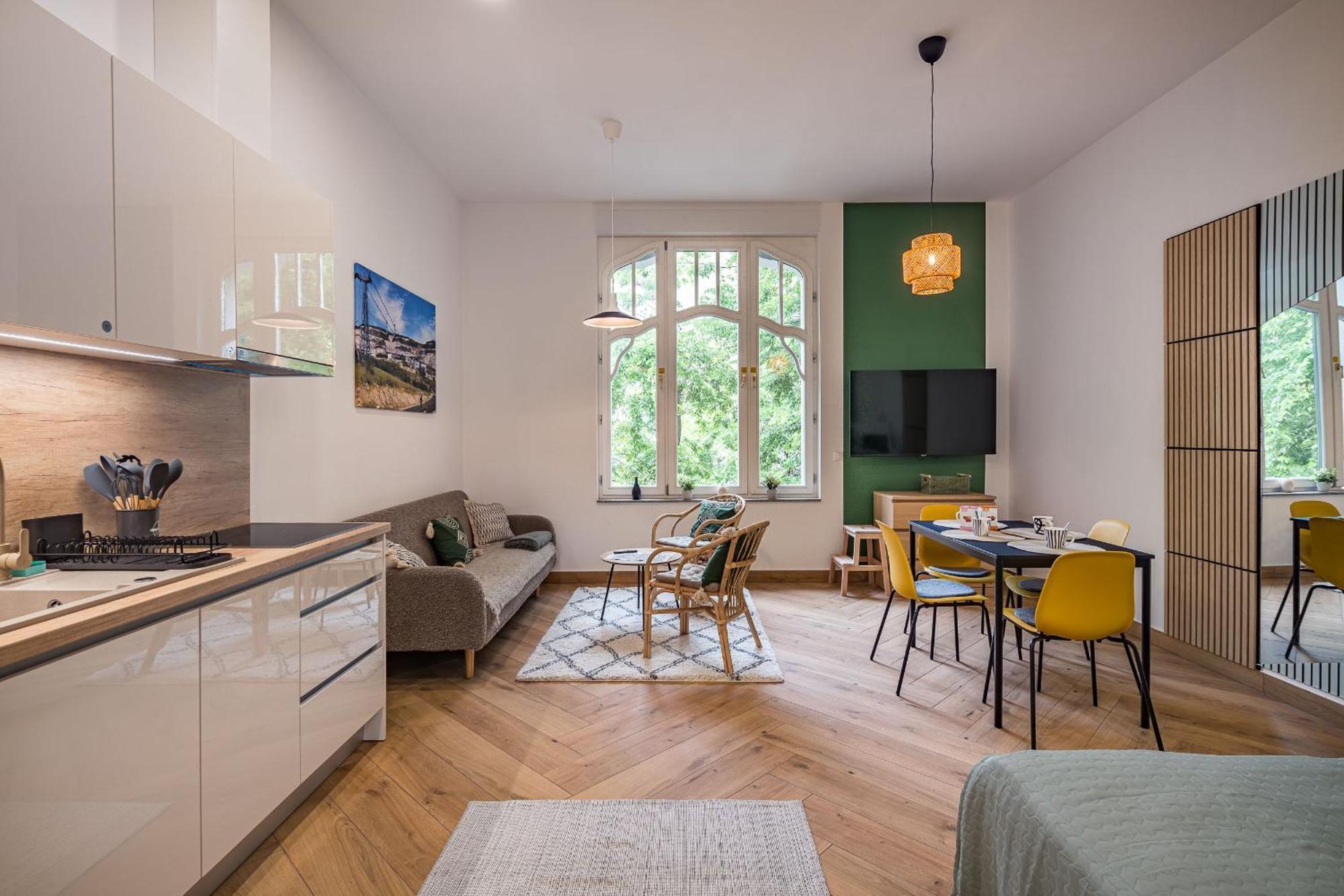 Stafetahaz Apartmanok Vac Exterior photo
